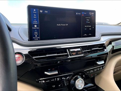 Certified 2025 Acura MDX w/ Technology Package image 8