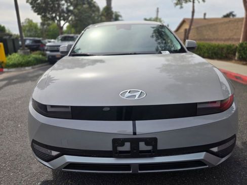 Used 2024 Hyundai Ioniq 5 SEL image 3