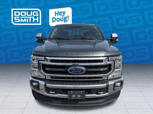 Used 2020 Ford F350 Lariat w/ Chrome Package image 8