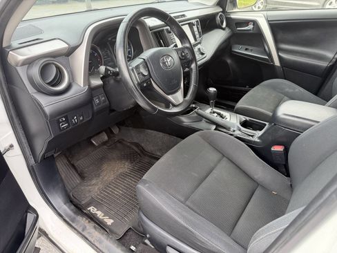 Used 2017 Toyota RAV4 XLE w/ All Weather Liner Package AWD/4WD image 9