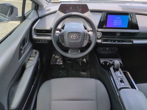 Certified 2024 Toyota Prius LE FWD image 15