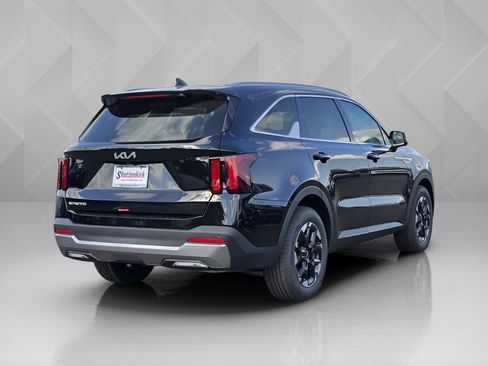 New 2026 Kia Sorento S image 4