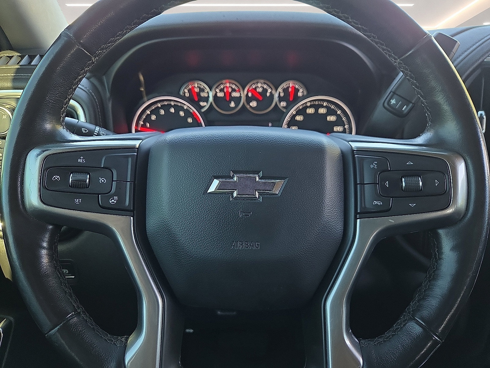 Used 2019 Chevrolet Silverado 1500 LT Trail Boss AWD/4WD image 24
