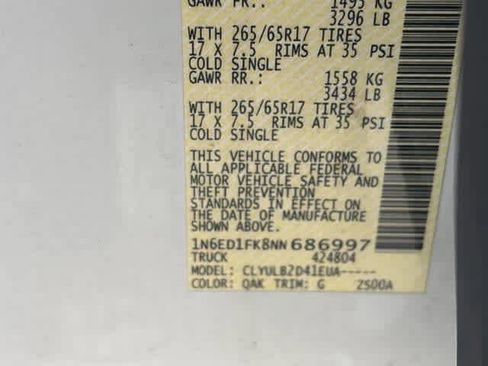 Used 2022 Nissan Frontier SV image 15