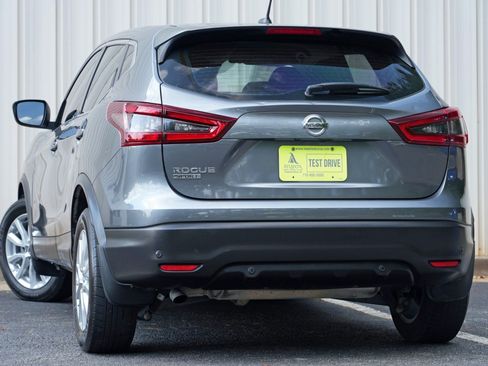 Used 2020 Nissan Rogue Sport S w/ Appearance Package FWD image 5