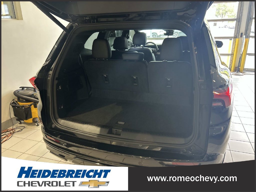 Used 2026 Buick Enclave Sport Touring w/ Power Package FWD image 15
