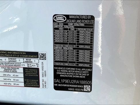 Used 2024 Land Rover Range Rover Sport SE AWD/4WD image 19