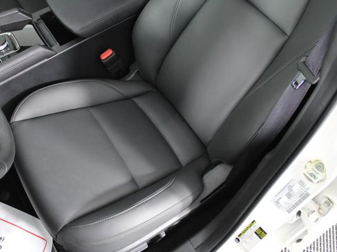 Used 2024 MAZDA MAZDA3 s image 35