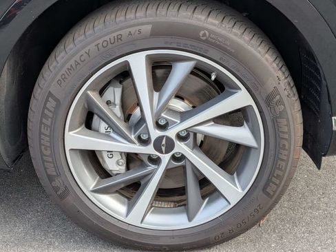 Used 2025 Genesis GV80 3.5T Advanced AWD/4WD image 13