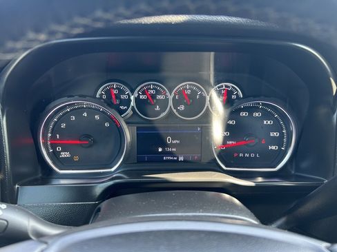 Used 2022 Chevrolet Silverado 2500 LT w/ Convenience Package image 12