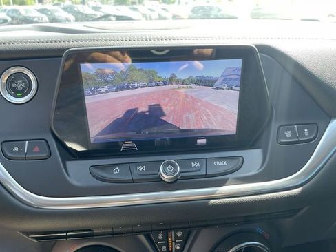 Used 2020 Chevrolet Blazer LT AWD/4WD image 19