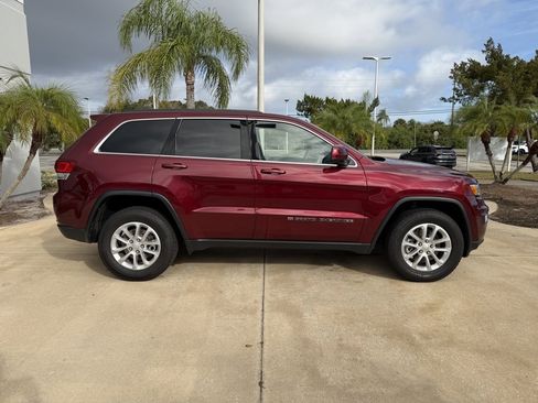 Used 2022 Jeep Grand Cherokee Laredo E image 3