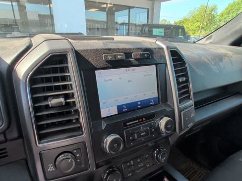 Used 2020 Ford F150 XLT w/ Equipment Group 302A Luxury image 13