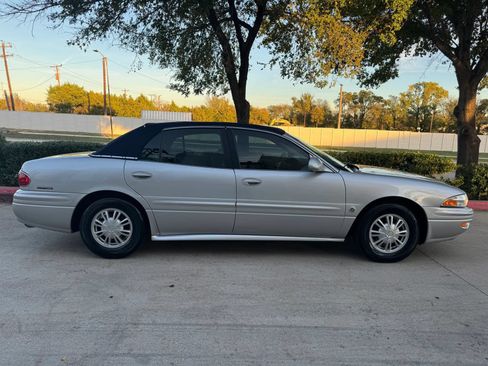 Used 2002 Buick Le Sabre Custom w/ Luxury Pkg FWD image 4