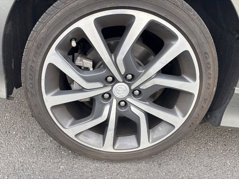 Used 2019 Buick Regal GS image 5