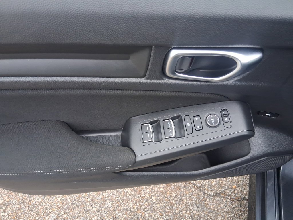 Used 2022 Honda Civic Sport image 7