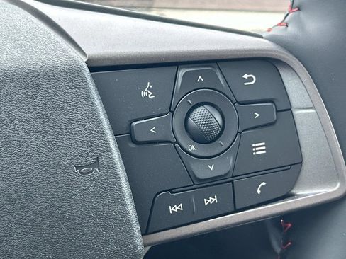 New 2026 Nissan Sentra SR w/ Floor Mat Package FWD image 27