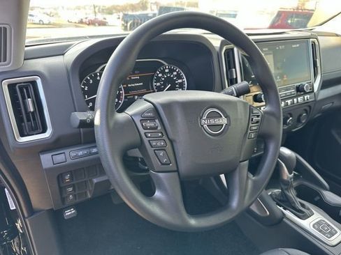New 2026 Nissan Frontier SV w/ Tow Package AWD/4WD image 11