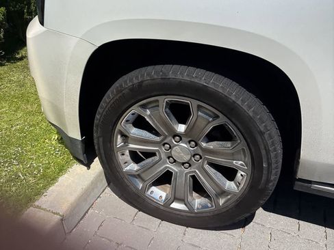 Used 2016 GMC Yukon Denali w/ Open Road Package image 4