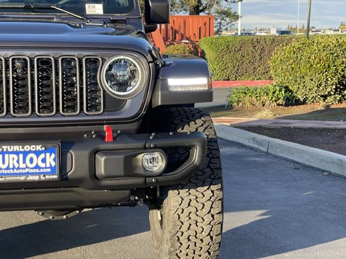 New 2026 Jeep Wrangler Unlimited Rubicon image 4