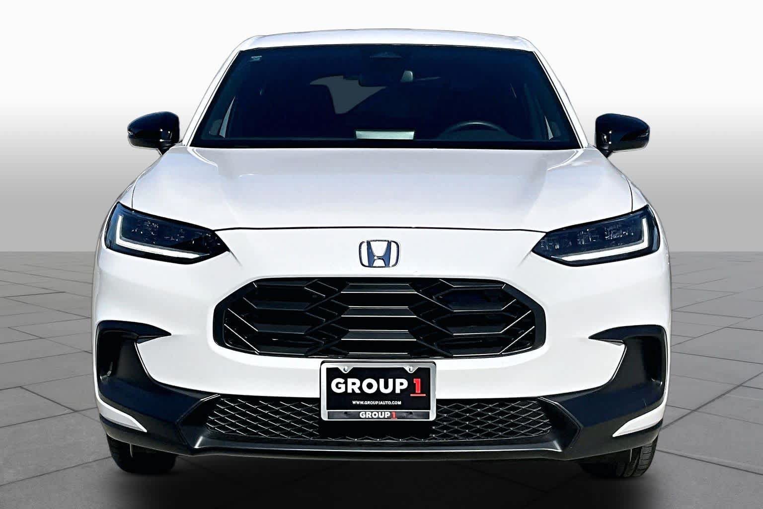 Used 2025 Honda HR-V Sport image 4