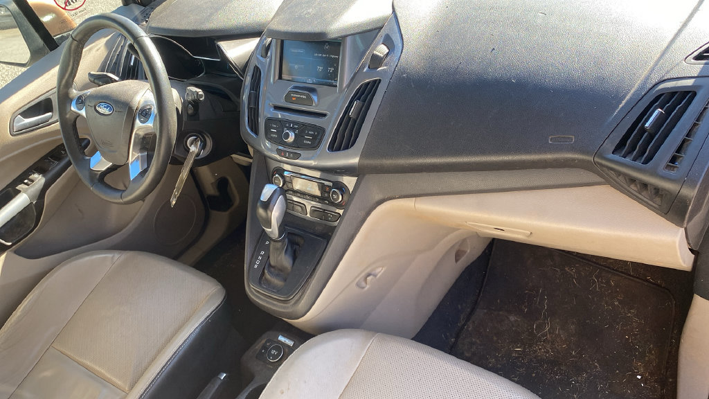 Used 2014 Ford Transit Connect Titanium FWD image 11