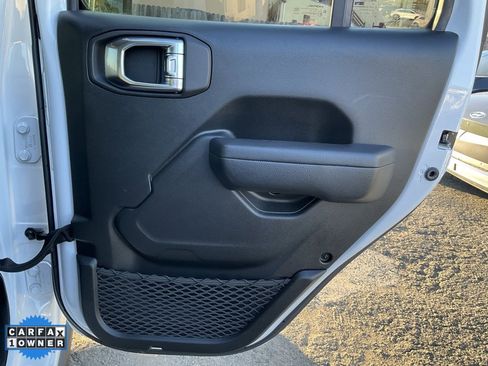 Used 2022 Jeep Wrangler Unlimited Rubicon 4xe w/ Cold Weather Group image 60