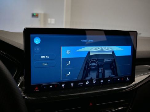 Used 2023 Ford Escape ST-Line Elite w/ Premium Technology Package image 34