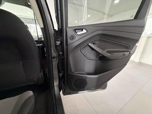 Used 2014 Ford Escape SE w/ Equipment Group 201A image 21