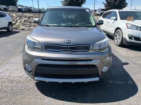 Used 2019 Kia Soul + FWD image 2