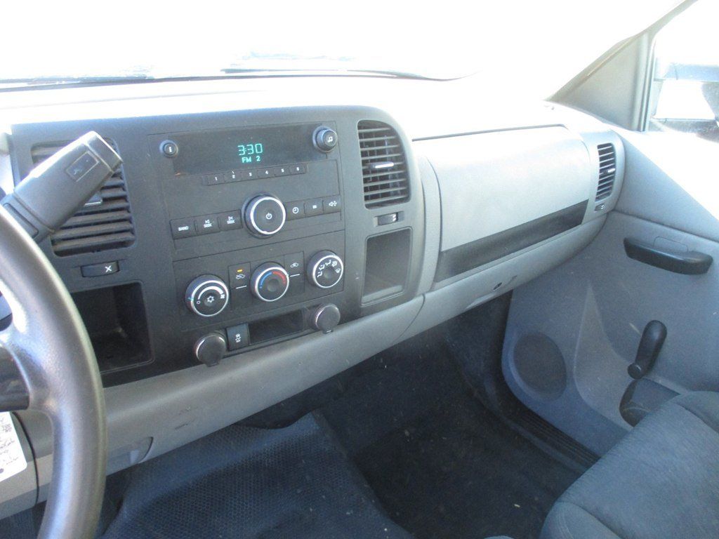 Used 2013 Chevrolet Silverado 3500 W/T RWD image 12