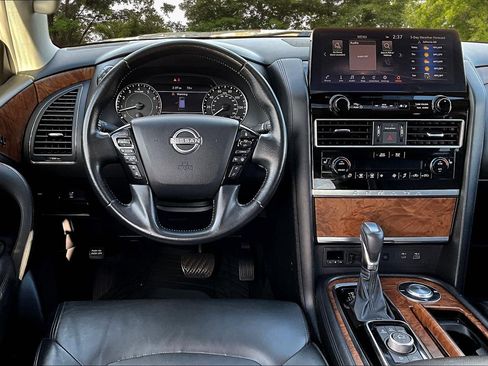 Used 2021 Nissan Armada SL w/ Captain's Chairs Package image 8