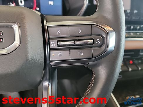 Used 2024 GMC Canyon AT4 w/ AT4 Premium Package image 19