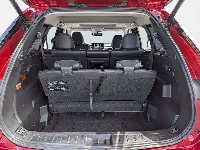 Used 2024 Mitsubishi Outlander SEL AWD/4WD image 11