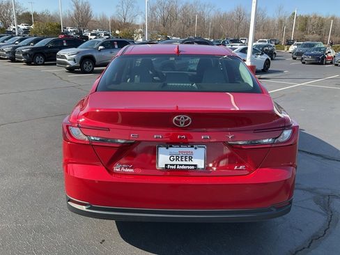 Used 2025 Toyota Camry LE image 17