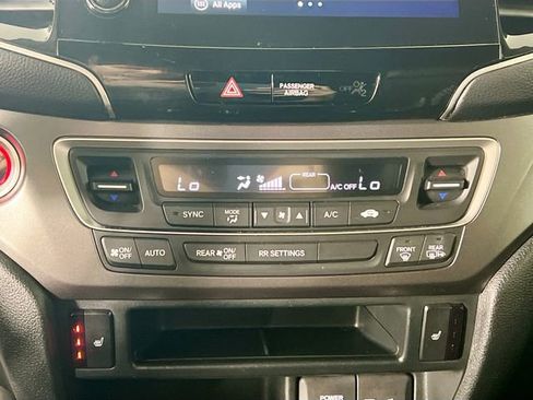 Used 2023 Honda Passport EX-L image 16