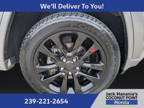 Used 2020 Jeep Grand Cherokee Altitude AWD/4WD image 11