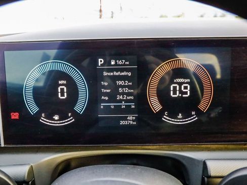 Used 2025 Hyundai Santa Cruz SEL image 27