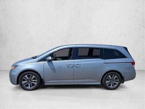 Used 2016 Honda Odyssey Touring Elite image 8