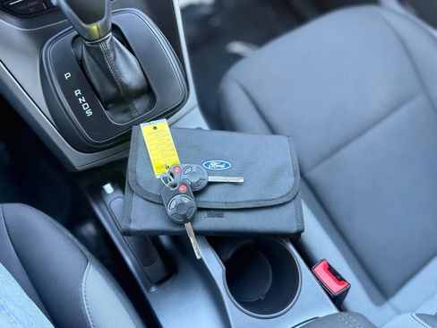 Used 2015 Ford Escape S FWD image 15
