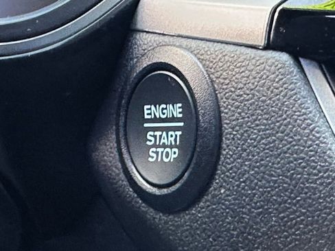 Used 2025 Ford Escape Active image 23