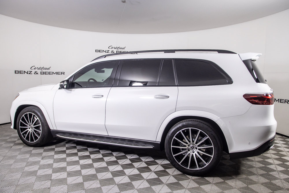 Used 2026 Mercedes-Benz GLS 580 4MATIC image 13