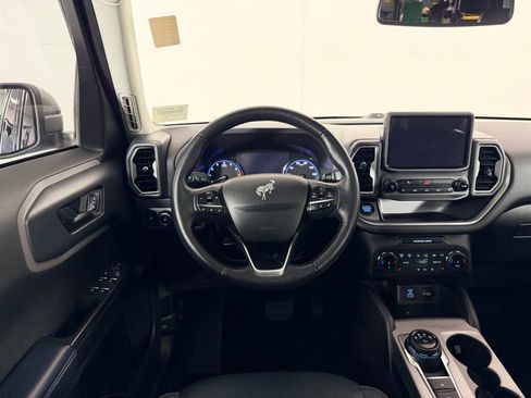 Used 2022 Ford Bronco Sport Outer Banks w/ Tech Package image 17