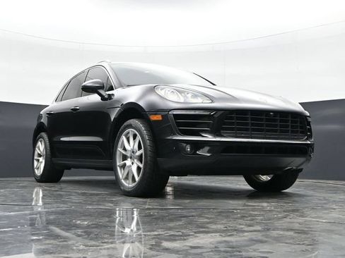 Used 2018 Porsche Macan S AWD/4WD image 27