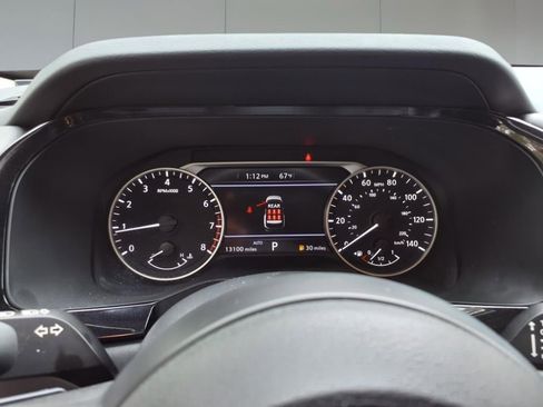 Used 2024 Nissan Pathfinder SV image 15