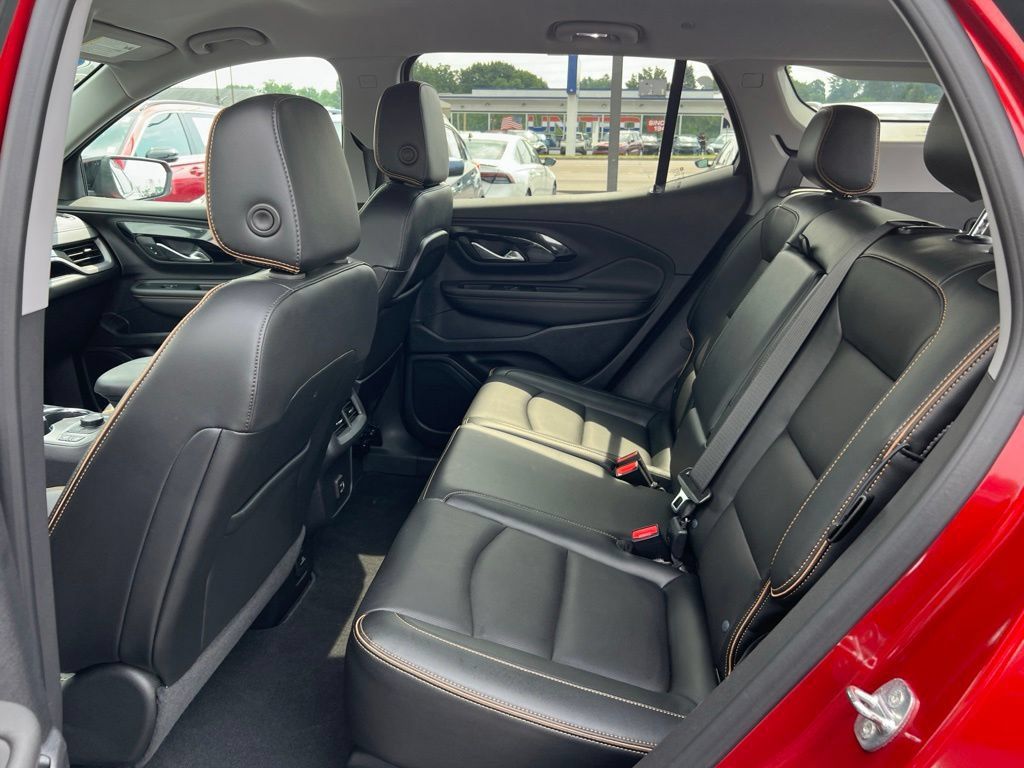 Used 2023 GMC Terrain AT4 AWD/4WD image 23