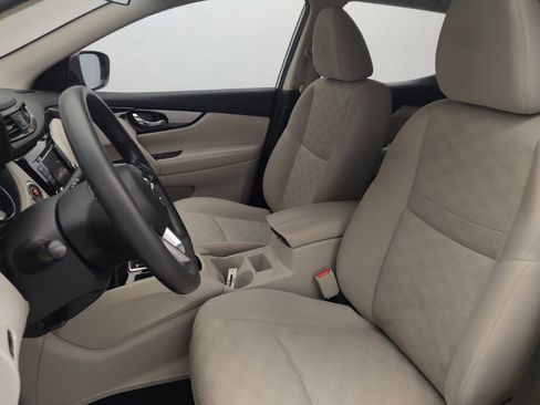 Used 2020 Nissan Rogue Sport SV FWD image 17