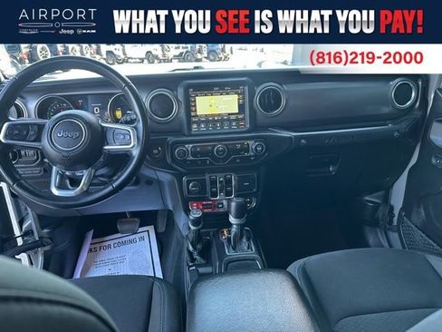 Used 2022 Jeep Wrangler Unlimited Rubicon 4xe AWD/4WD image 14