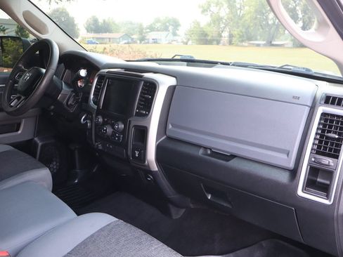 Used 2018 RAM 2500 SLT w/ Protection Group AWD/4WD image 17