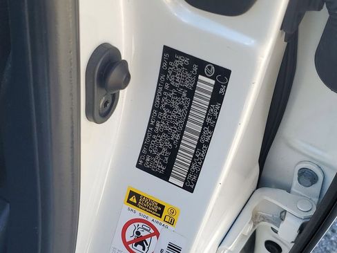 Used 2016 Lexus ES 350 w/ Premium Package w/Wood Trim image 50